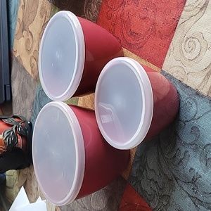 Stackable nesting measuring cups